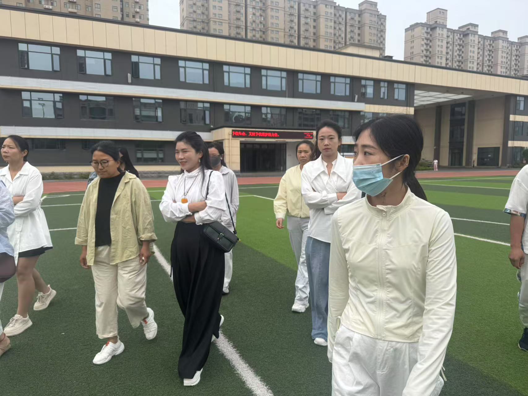 1747360063253490.jpg 1fdce1dbcb2b81913a24aebd741cb13.jpg